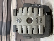 Capac motor Volkswagen Touareg 5.0 Motorina 2008