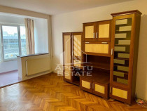 Apartament 1 camera,etaj 2,zona Circumvalatiunii