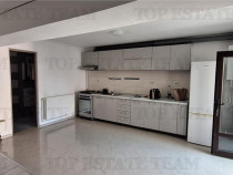 Casa moderna, complet mobilata, 3 camere - zona Stadion, Con