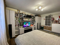 2 camera in zona Cetatii