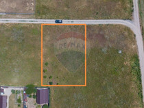 Teren 900mp Harman,Strada Gheorghe Lazar, utilitati in lucru
