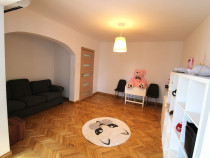 Apartament cu 3 camere in zona Centru, langa Banca Nationala