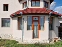 Casa de vanzare, Sanmartin la intrarea in localitate