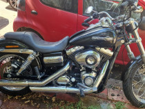 Motocicleta Harley Davidson FXDC Dyna Super Glide Custom