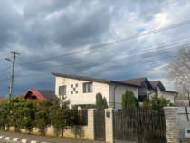 Casă spațioasă, complet mobilată, cu teren generos – F