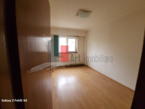 Apartament 3 camere decomandat
