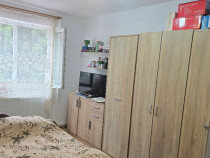 Vand apartament cu 2 camere decomandat in Deva, zona Salcamilor, et 1