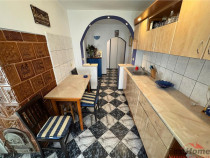 Apartament 2 camere, 54mp, etaj 4 cu acoperis - Central -