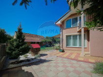 De vânzare casă cu 3 camere și teren 950 mp în Mihai ...
