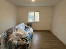 Apartament 3 camere – Strada Straja, etaj 2/4