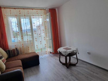 Apartament 2 camere, semidecomandat - zona Centru Civic