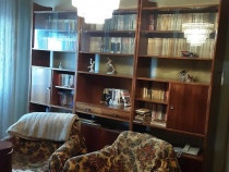 Apartament 2 camere, semidecomandat - zona Garii