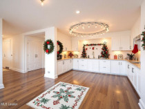 Apusul de la ultimul etaj din Cortina North | 3 camere |