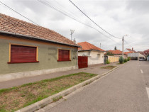 Casa renovabila cu teren de 620 mp in Cantemir