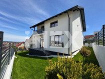 Casă spațioasă și modernă de vânzare în Trivale – p