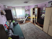 Dacia - Farmacris, apartament 2 camere decomandat et.4