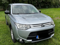 Mitsubishi Outlander 2015 , 4x4 , 2.2 diesel
