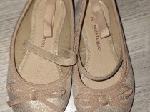 Balerini copii, aurii, InExtenso, 26