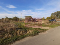 Teren la Asfalt cu utilități alături (Curent & Gaz) l?...