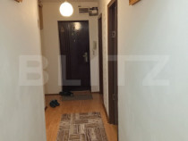 Apartament cu 3 camere, decomandate, etaj 1, bloc din cără