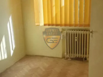 Apt 2 camere Scoala 8, INEL II, fara imbunatatiri, balcon, 3