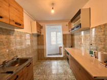Apartament 2 camere,zona buna