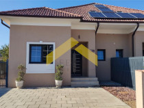 Casa de P M in Sanandrei, Timis