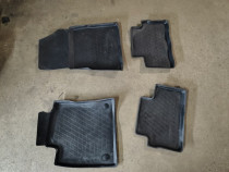 Covorase/Presuri cauciuc originale Renault Clio 5