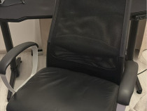 Masa gaming, Asus componenta PC, Tot ce se vede în poze!