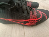 Adidasi Nike mercurial