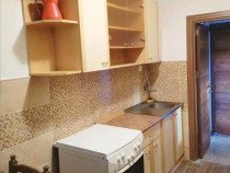 Garsoniera de inchiriat in Panduri