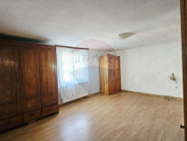 Apartament cu 3 camere de v&acirc;nzare &icirc;n zona Central