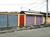 Oportunitate Unică: Casă cu 4 Camere, Curte Generoasă Rahova...