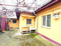 Oportunitate Unică: Casă cu 4 Camere, Curte Generoasă ...