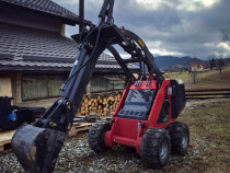 Mini incarcator / escavator Briggs&Stratton