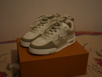 Louis Vuitton Skate Crem / 43