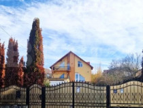 Vilă de vânzare, 156 mp — zona Centrală Pucioasa