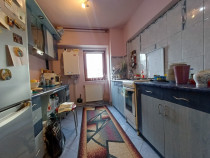 De vanzare, 2 camere, decomandat, zona Gara-Fostul Billa, Ia