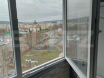 Apartament 3 camere de v&acirc;nzare-Bulevardul Pandurilor