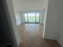 Apartament 3 camere Lake On Residence - vedere superba catre