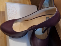 Pantofi de piele 40 eu