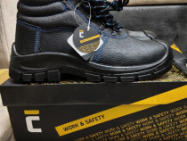 Bocanci de protecție cu bombeu metalic noi Nr 41