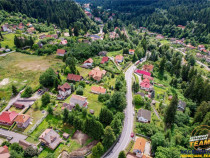 FILM! 900mp intravilan, aprobat CU, in frumoasa statiune Bai