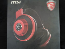 Casti MSI gaming pe fir cu microfon