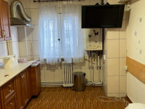 Inchiriez apartament 4 camere