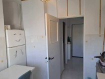 Brancoveanu metrou etaj 5 decomandat