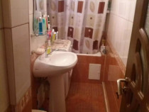 Apartament cu 2 camere zona Biserica