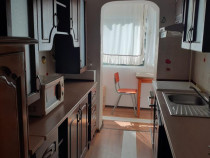 INCHIRIEZ APARTAMENT 2 CAMERE BRASOV
