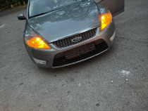 Ford Mondeo autoturism