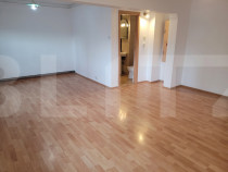Apartament 4 camere, 100 mp, zona Podgoria-Micalaca